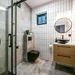 Dom wakacyjny Heban Forest Cabin&sauna Starlink Tomczyn